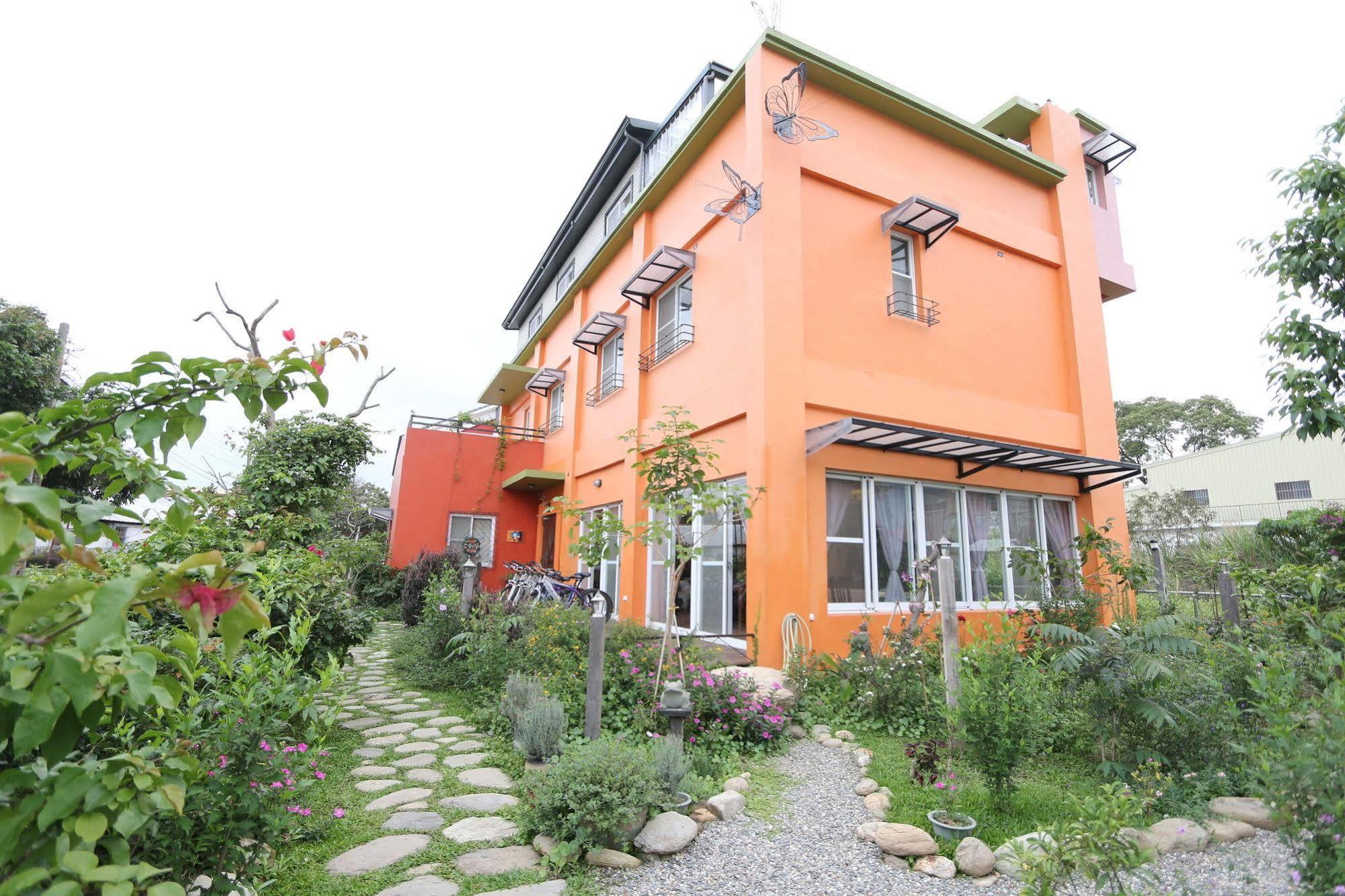 Lung Hill B&B Taitung Екстер'єр фото