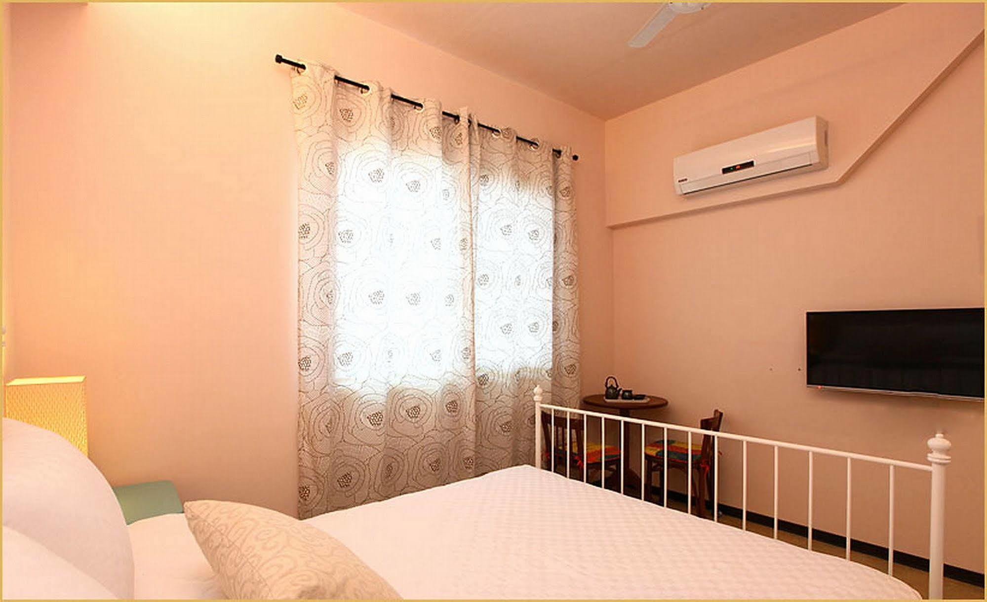 Lung Hill B&B Taitung Екстер'єр фото